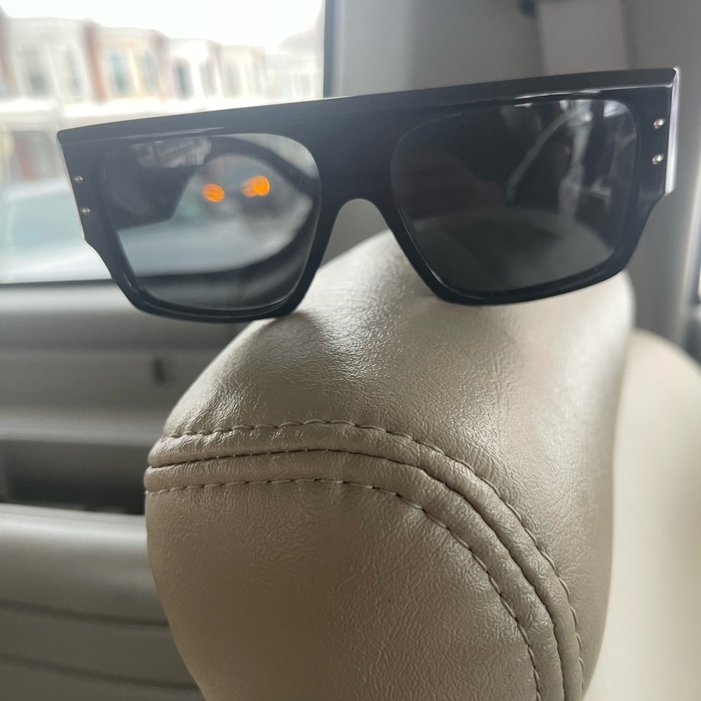 Dolce & Gabbana Sleek Black Sunglasses